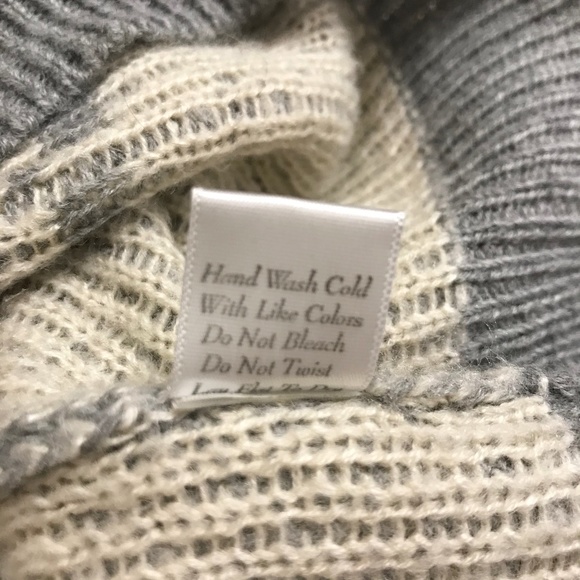 Heather Gray & Cream Holiday Reindeer Fairisle Crewneck Sweater - Picture 12 of 12